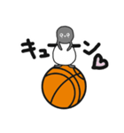 球のりペンギン(バスケットボール)（個別スタンプ：17）